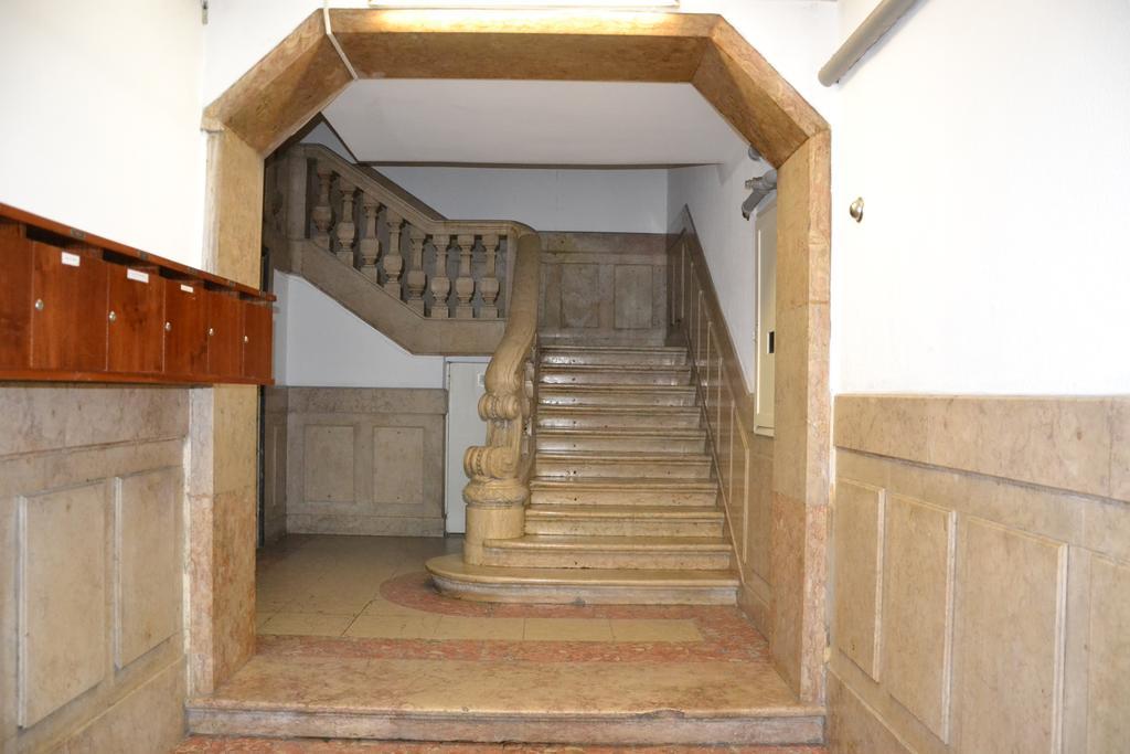 Apartament The Loghouse Lizbona Zewnętrze zdjęcie